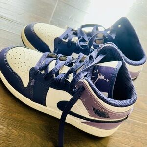 Nike Purple and White Sneakers